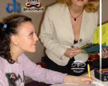 Lezioni di sesso 2 CentoXCento Streaming : La nipotina di Alex ha già una grande passione per i cazzi di colore, la maestra vogliosa ne approfitta subito.. gli zii intanto approfittano della nipote.. 2 grandi maiale che faranno scoppiare una grande orgia ... ( PORNO-HD-STREAMING - Film Porno Italiani Streaming - PornoHDStreaming , CentoXCento VOD, Video Porno Gratis, Porno Streaming , DVD Porno , Porno Download , TV per Adulti Streaming ) ... (CXD00808)