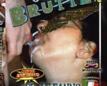 Belle o brutte se le fanno tutte CentoXCento Streaming : Scena 1: lei fa la centralinista erotica e ha voglia di provare l'esperienza del video hard, il compagno la segue.. ci sono anche altri 2 cazzi per questa vogliosissima signora.. la faranno godere come una pazza. Scena 2: Casalinga gode sulla lavatrice e gode ancor di più con 2 cazzi ... ( PORNO-HD-STREAMING - Film Porno Italiani Streaming - PornoHDStreaming , Cento X Cento VOD, Video Porno Gratis, DVD Porno , Porno Download , TV per Adulti )  ... (CXD00086)